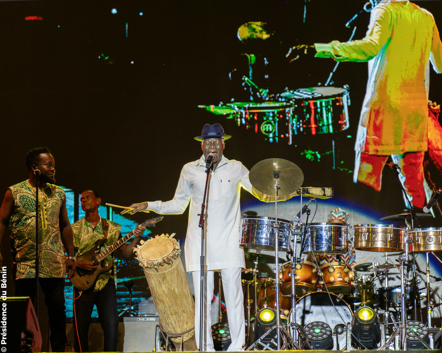 Festival des Masques 2025 : Des légendes sur scène pour un final mémorable à Porto-Novo